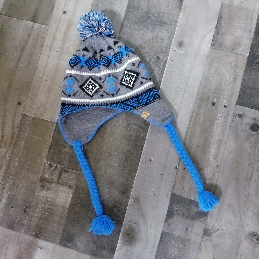 Winter hat - Picture 5 of 5